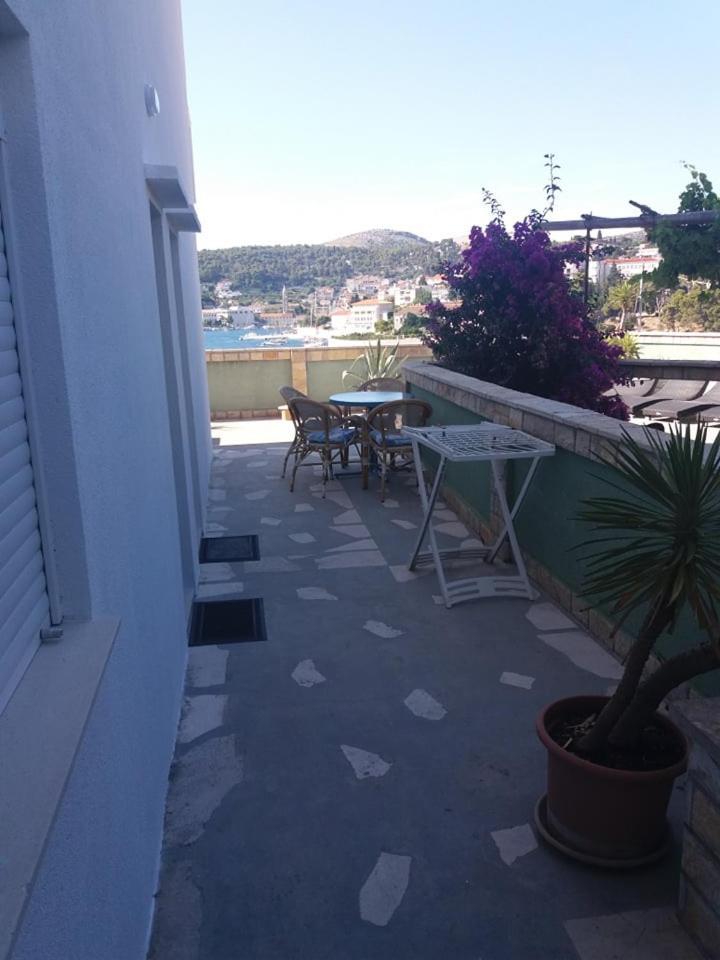 Sunset House With Seaview Apartment Хвар Екстериор снимка