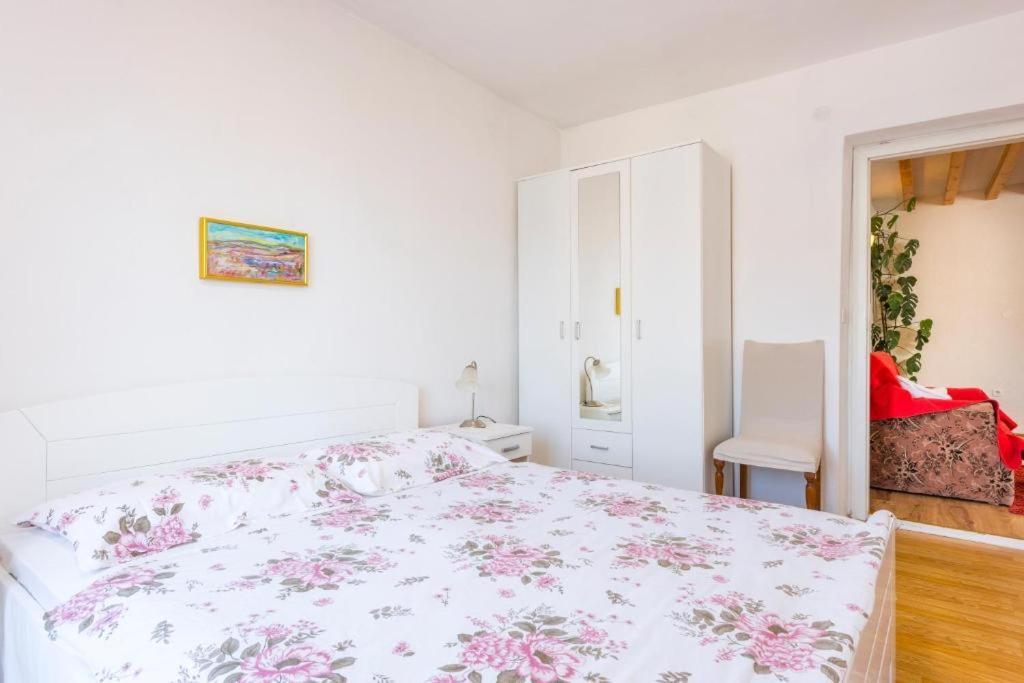 Sunset House With Seaview Apartment Хвар Екстериор снимка